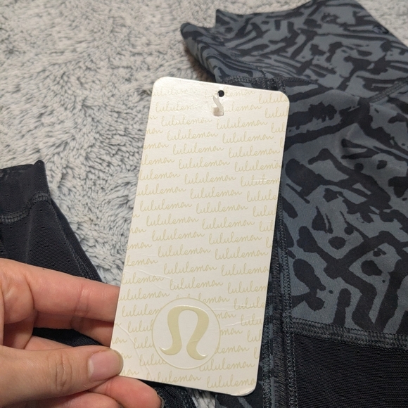 NEW Lululemon Hot To Street Pant Animal Leggings Biggie Brushed Animal Size 4 - Picture 5 of 6